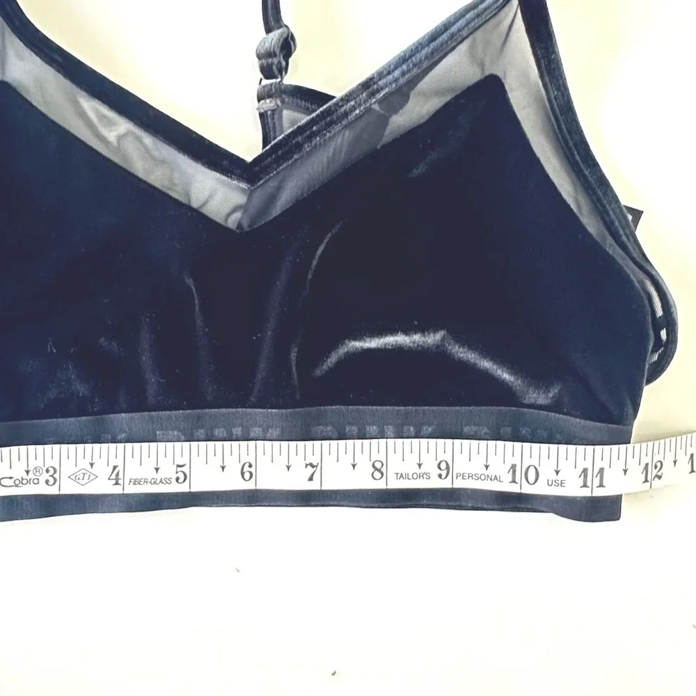 PINK Victoria's Secret Velvet Mesh Sport Bra‎ Medium Black/Green Coquette Flirt